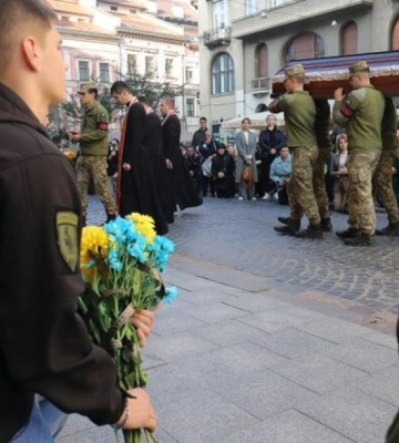 П&#039;ять полеглих захисників проведуть в останню путь сьогодні на Львівщині