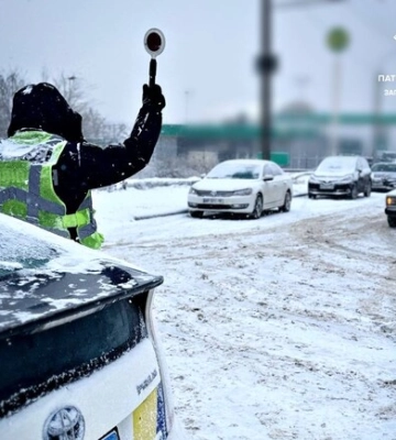 В Запорожье перекрыли движение транспорта на некоторых дорогах: детали