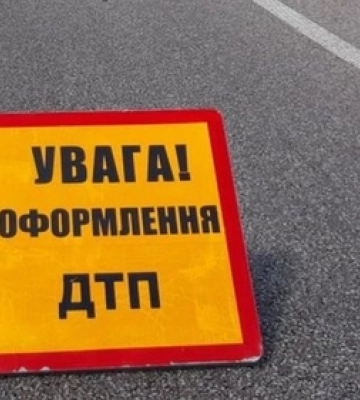 Патрульні розшукали водія маршрутки, який промчав на «червоний» у центрі Луцька