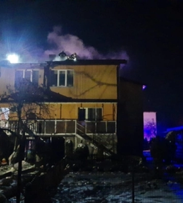 У Луцькому районі горів будинок: на місці працювали вогнеборці 
