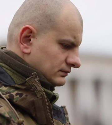 Громадський активіст та військовий Євген Карась прокоментував скандал, який повʼязаний з бізнесменом Ігорем Гринкевичем
