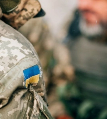 У Кременчуці засудили чоловіка, який самовільно залишив військову частину