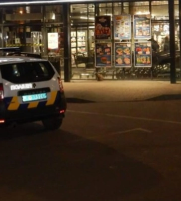 В одеському супермаркеті чоловіка вдарили ножем у живіт