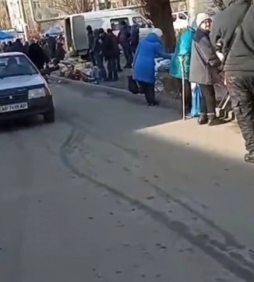 В оккупированном Мелитополе появилась вторая барахолка, а яйца будут завозить из Турции (видео, фото)