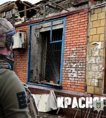 «Білі янголи» під масованим обстрілом вивезли важкопораненого чоловіка з Красногорівки (відео)