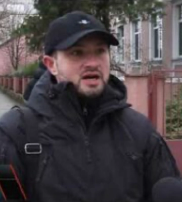 В Ужгороді запрацював евакуатор: Спочатку його тестували (відео)