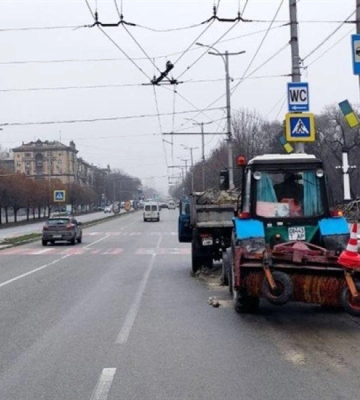 У Миколаєві на прибирання та подмітання доріг Інгульського району у 2024 році збираються витратити більше ₴9 мільйонів