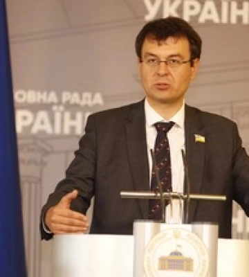 Через хабар інспектора звільнять керівництво Київської податкової: за дії підлеглих відповідатимуть керівники - ЗМІ