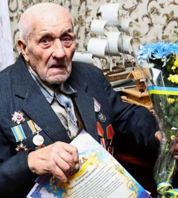 У Сумах на одного довгожителя стало більше