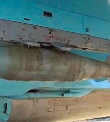 У Рубіжному окупанти відмовляються знешкодити авіабомбу, що впала з їхнього літака на житлову забудову