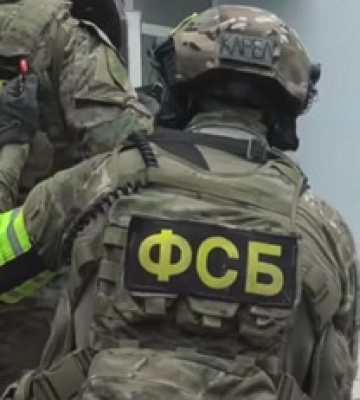 В Крыму девушки отравили 46 военных РФ и застрелили ФСБшников: в сети появилась голливудская история