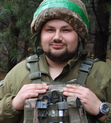 Бойовий медик з Волині разом з побратимами дають гідну відсіч ворогам на Сході