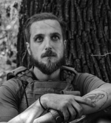 У Києві та Рівному: коли й де можна буде попрощатися з поетом та військовим Максимом Кривцовим