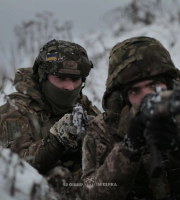 ЗСУ за добу знищили 800 окупантів та спалили 13 ББМ: втрати РФ на 10 січня