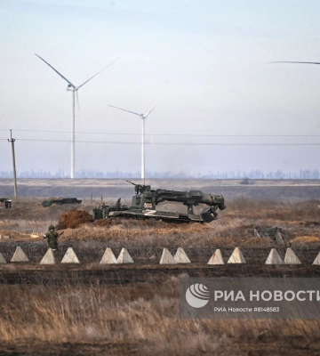 Окупанти риють нові лінії оборони на півдні України - мер Мелітополя