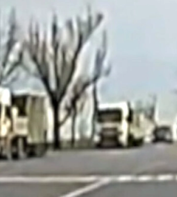 Россияне впервые перебросили технику и военных через Мариуполь, используя гражданские грузовики в составе колонны — советник&amp;hellip;