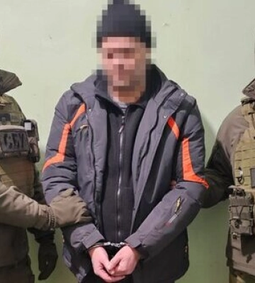 &quot;Полював&quot; на оборонні заводи Запоріжжя: СБУ затримала агента російської воєнної розвідки. ФОТОрепортаж