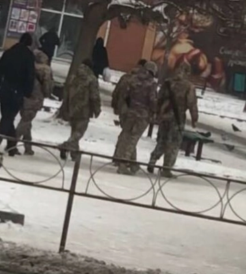 В Одесі масова облава на чоловіків: ТЦК потрошить весь транспорт, пакують пачками та відвозять