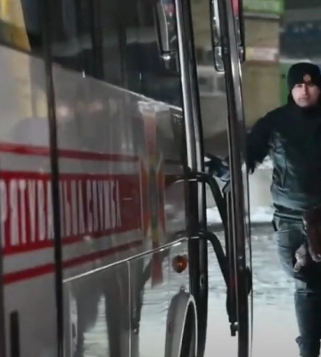 У Сумах рятувальники долучилися до надання допомоги пасажирам потягу (відео)