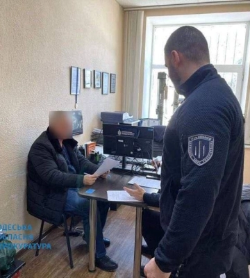 Нарубали лісу на 145 мільйонів: посадовцю лісового господарства на Одещині повідомили про підозру