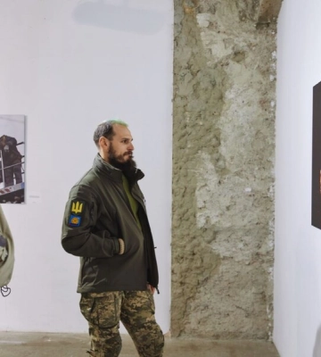 &quot;Смелые нести свет&quot;: в Одессе открывается фотовыставка о самой сложной зиме в истории Украины