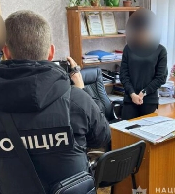 Живалась на ремонте укрытий: в Днепропетровской области задержали должностную должность