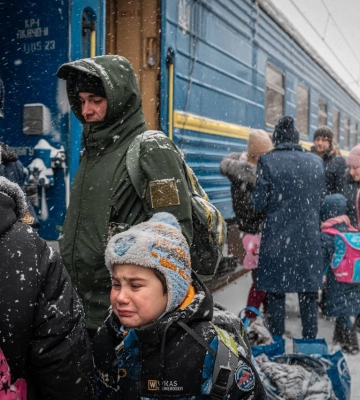 Як відбувається евакуація з прифронтових міст Донецької області — куди звертатися