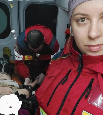 У Дніпрі медики швидкої врятували 74-річну жінку