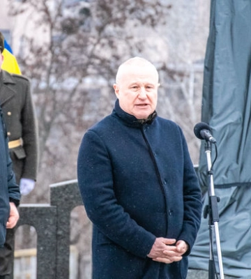 На Байковом кладбище открыли мемориал Леониду Кравчуку. Расходы покрыл фонд Суркисов. ФОТО На Байковом кладбище открыли мемориал Леониду Кравчуку. Расходы покрыл фонд Суркисов. ФОТО