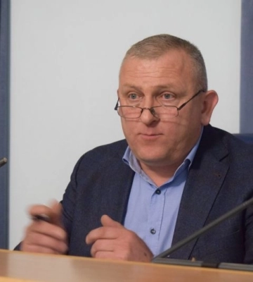 Радикальний перевізник тітушок на "Антимайдан": хто з соратників Гройсмана очолює робочу групу Вінницької облради, яка виконує&amp;hellip;