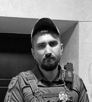 У Херсоні вулицю перейменували на честь загиблого патрульного Віталія Новицького