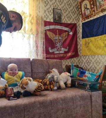 Сину загиблого Героя з Волині вручили посмертний орден батька