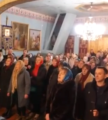 На Волині у храмі відбулося перше богослужіння українською мовою після переходу в ПЦУ. Відео