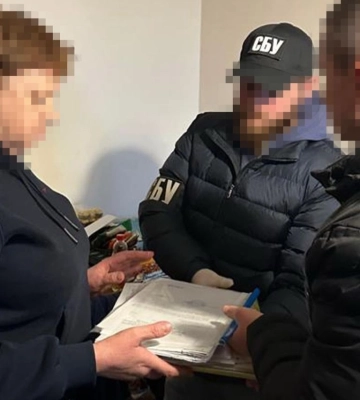 Сприяла вивезенню дітей з Херсонщини. Затримали колишню заступницю директора медичного закладу