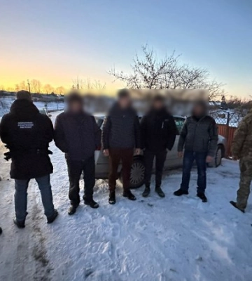 В Черновицкой области задержаны уклонисты и их переправщик через границу