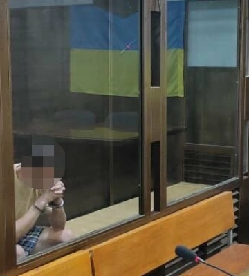 На Одещині судитимуть чоловіка, який вбив знайому, сховав тіло у килим та виніс його на смітник