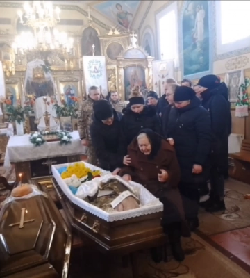 Перестало битися героїчне серце: на Волині поховали захисника Павла Куницького. Відео