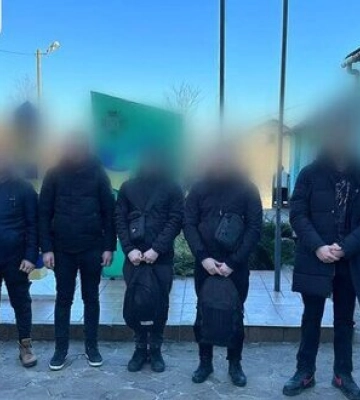 Незаконно перетнути кордон з Румунією та Угорщиною намагались 17 осіб