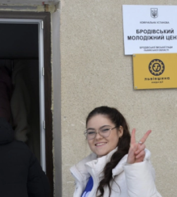 У Бродах урочисто відкрили та освятили приміщення КЗ «Бродівський молодіжний центр»