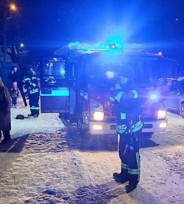 У Луцьку в під&#039;їзді будинку знайшли пакет з невідомою речовиною – територію огородили 