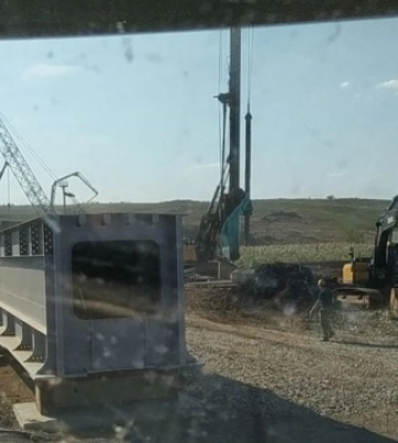 Загарбники продовжують прокладати залізницю до Маріуполя