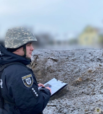 Уламками ворожої ракети пошкоджено будинки у приватному секторі Чернігова