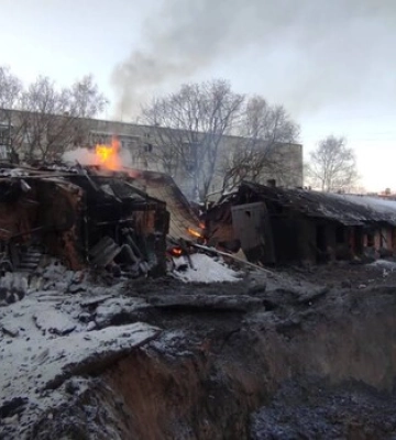 Росіяни завдали ракетного удару по місту в Сумській області: є руйнування та поранена