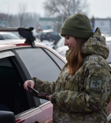 Житель Хмельницької області намагався незаконно перетнути кордон на КПП «Лужанка»