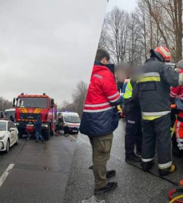 На дорозі Київ — Чоп на Львівщині сталася аварія: рух тимчасово перекритий