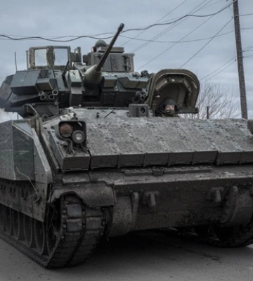 Бійці на Bradley здолали ворожий танк Т-90М Прорив