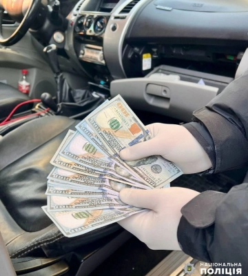 В Одесі посадовця викрили на хабарництві