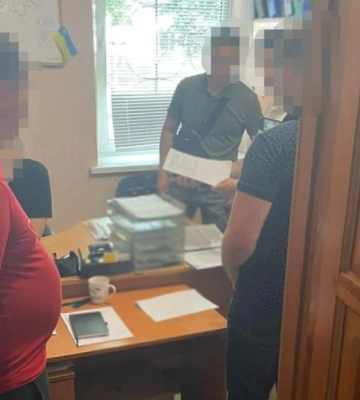 На Львівщині посадовця патрульної поліції судитимуть за системне хабарництво