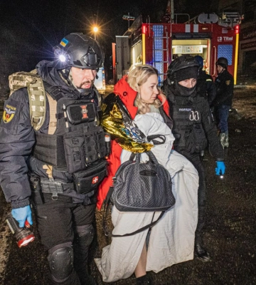Головні новини Харкова 11 січня: “приліт” по готелю, поранені, Генштаб