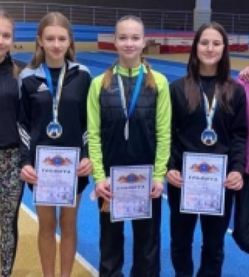 Спортсменки з Нововолинська привезли медалі зі Всеукраїнських змагань з легкої атлетики | Новини Нововолинська